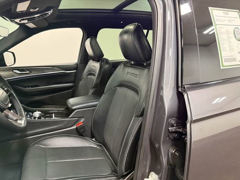 Used 2024 Jeep Grand Cherokee L Overland w/ Trailer Tow Package image 59