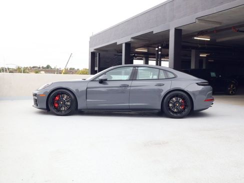 New 2026 Porsche Panamera GTS AWD/4WD image 2