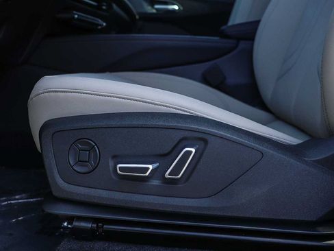 New 2026 Audi Q3 quattro 2.0T AWD/4WD image 26