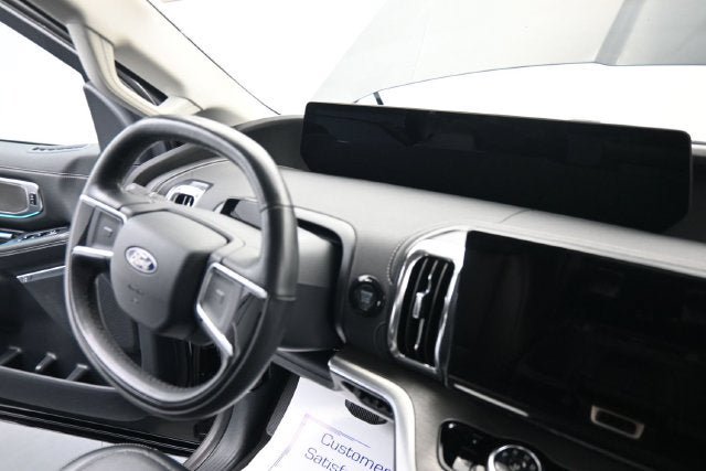 Used 2025 Ford Expedition Platinum AWD/4WD image 18