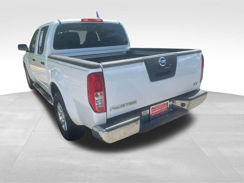 Used 2011 Nissan Frontier SV w/ SV Premium Utility Pkg image 21