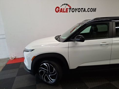 Used 2024 Chevrolet TrailBlazer RS AWD/4WD image 5