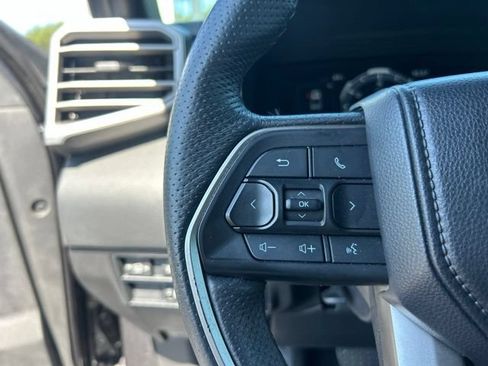 Used 2026 Toyota Tundra Limited AWD/4WD image 21