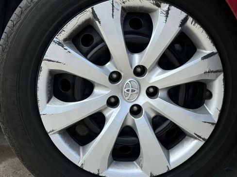 Used 2023 Toyota Corolla LE FWD image 7