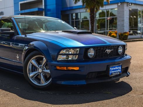 Used 2007 Ford Mustang GT Premium RWD image 3