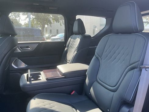 New 2026 INFINITI QX80 Autograph w/ Premium Cargo Package AWD/4WD image 30