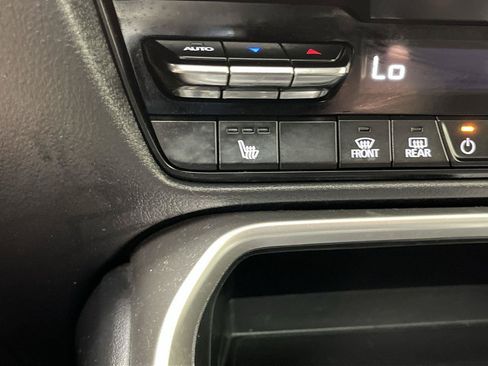 Certified 2024 MAZDA CX-90 3.3 Turbo w/ Preferred Package AWD/4WD image 22