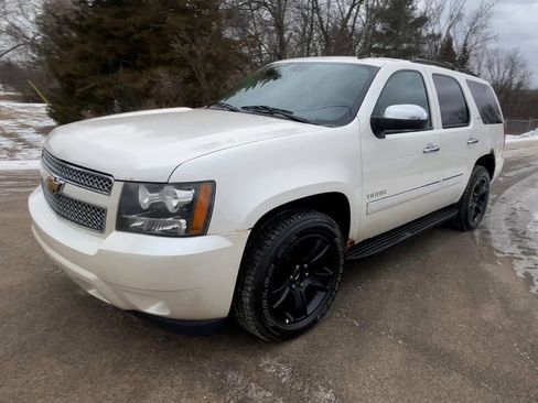 Used 2010 Chevrolet Tahoe LTZ image 28