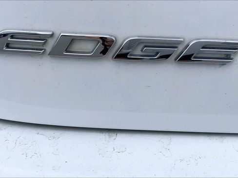 Used 2017 Ford Edge SEL w/ Equipment Group 201A image 10
