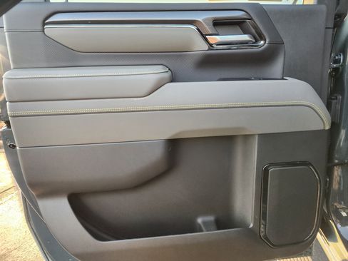 New 2026 Chevrolet Silverado 2500 ZR2 image 5