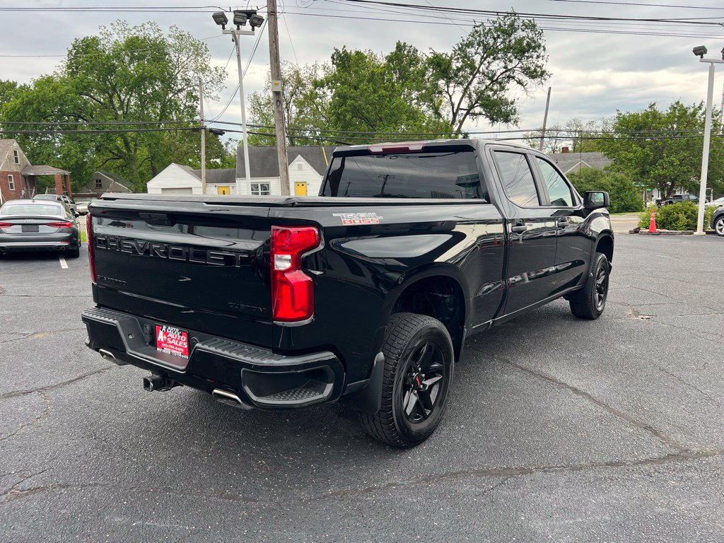 Used 2021 Chevrolet Silverado 1500 Custom Trail Boss w/ LPO, Dark Essentials Package AWD/4WD image 6