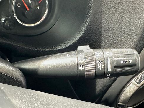 Used 2017 Jeep Wrangler Unlimited Sport w/ Connectivity Group image 17