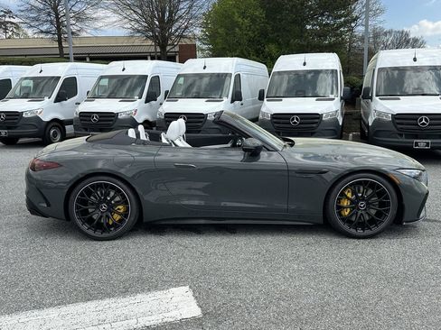 New 2026 Mercedes-Benz SL 63 AMG 4MATIC image 9