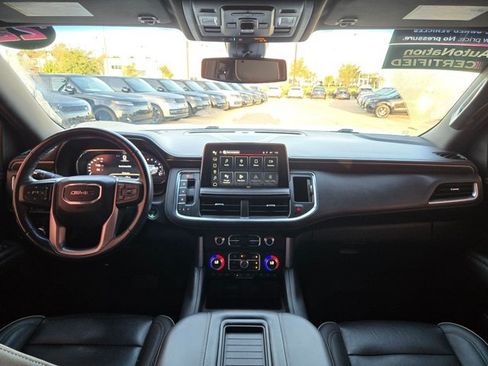 Used 2022 GMC Yukon SLT w/ SLT Premium Package AWD/4WD image 18