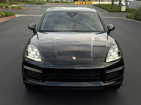 Used 2023 Porsche Cayenne Turbo S image 61