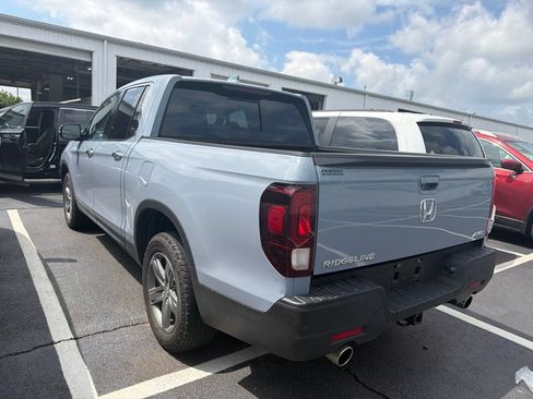 Used 2023 Honda Ridgeline RTL-E image 2