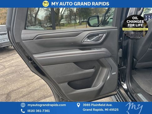 Used 2021 Chevrolet Tahoe RST image 25