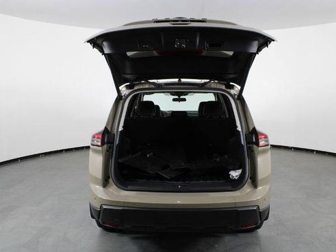 Certified 2025 Nissan Rogue SV AWD/4WD image 17