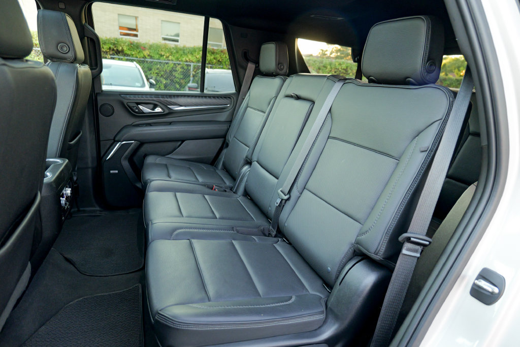 Used 2023 GMC Yukon Denali AWD/4WD image 27