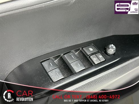 Used 2025 Toyota Camry XSE FWD image 25