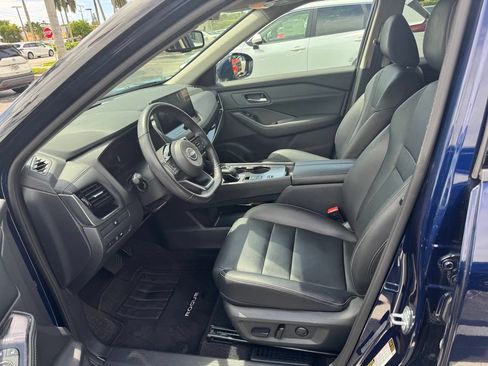 Used 2018 BMW 320i Sedan RWD image 5
