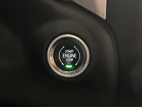 Used 2019 GMC Sierra 1500 SLT image 36