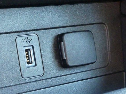 Used 2019 Ford Escape S image 25