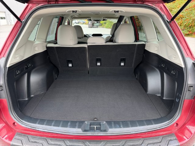 Certified 2023 Subaru Forester Premium AWD/4WD image 16