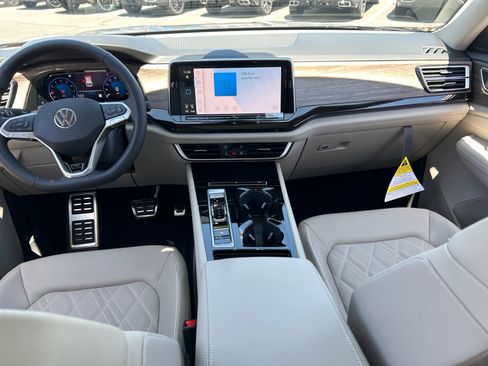 New 2026 Volkswagen Atlas SEL Premium R-Line AWD/4WD image 19