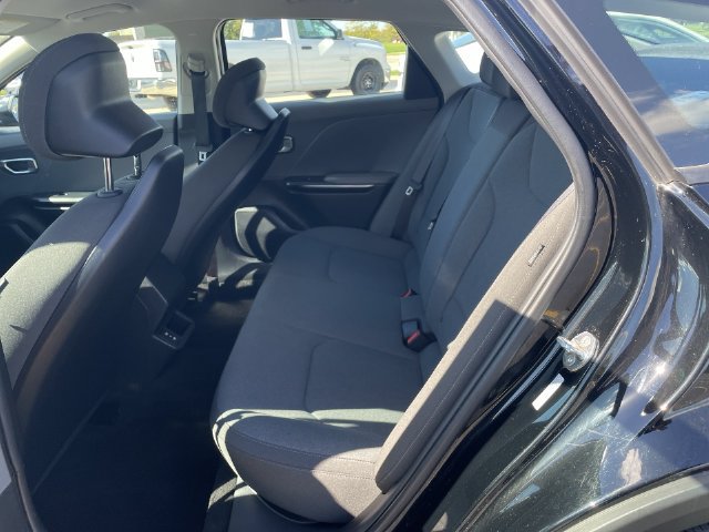 Used 2025 Kia K4 FWD image 28