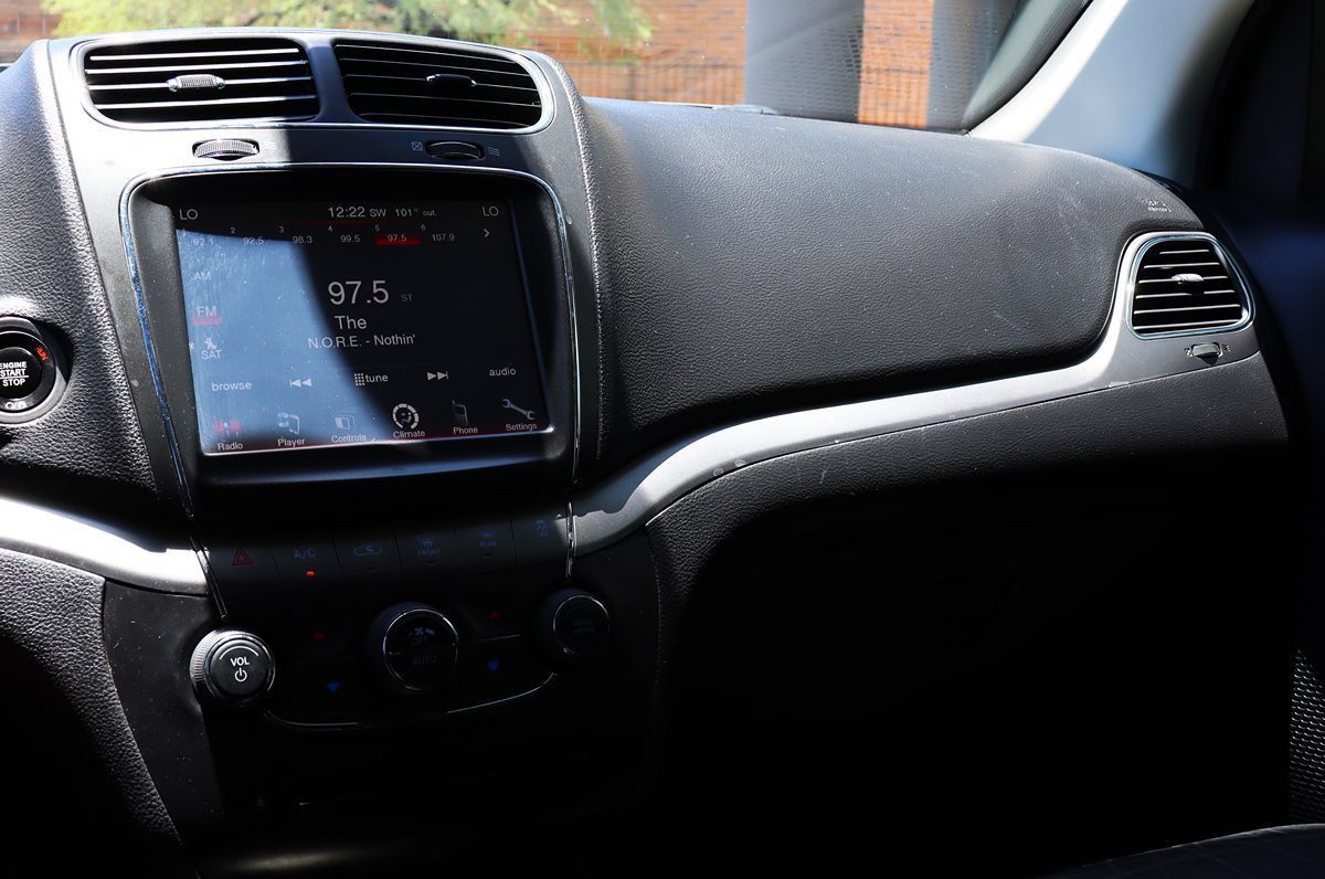 Used 2020 Dodge Journey Crossroad FWD image 44