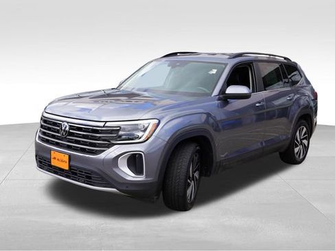 Used 2024 Volkswagen Atlas SE AWD/4WD image 11