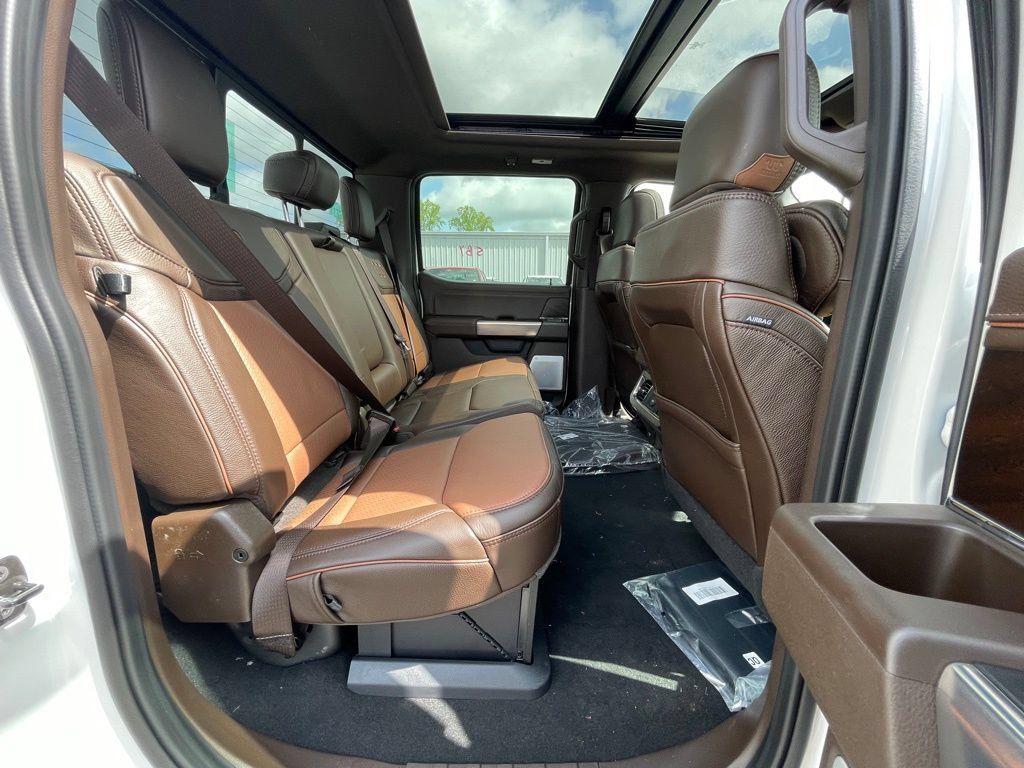 New 2026 Ford F250 King Ranch w/ Chrome Package AWD/4WD image 25