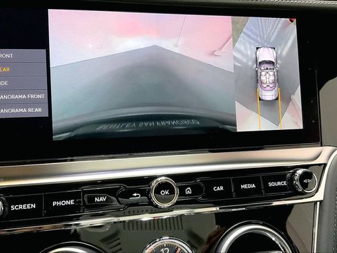 Used 2024 Bentley Continental GT image 27
