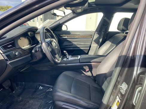 Used 2014 BMW 740Li RWD image 8