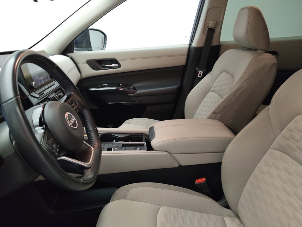 Used 2022 Nissan Pathfinder SV FWD image 17