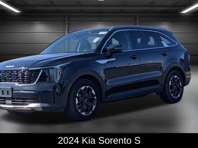 Used 2024 Kia Sorento S