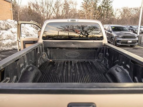 Used 2011 Ford F350 XLT w/ Camper Pkg image 15