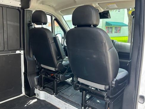 Used 2025 RAM ProMaster 3500 w/ Convenience Group FWD image 32