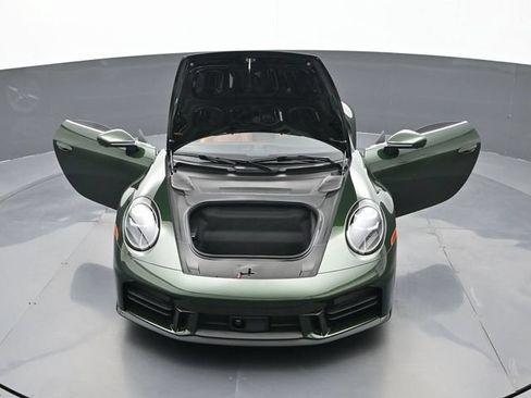 Certified 2026 Porsche 911 Carrera 4S AWD/4WD image 30