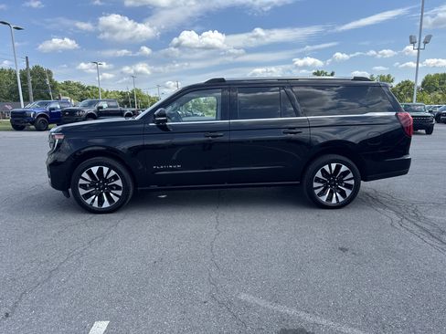Used 2025 Ford Expedition Max Platinum w/ Driver's Package AWD/4WD image 15