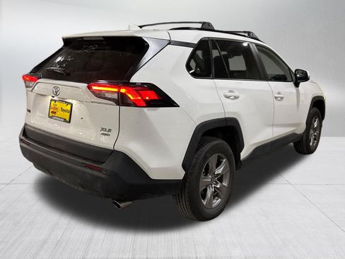 Used 2025 Toyota RAV4 XLE image 6