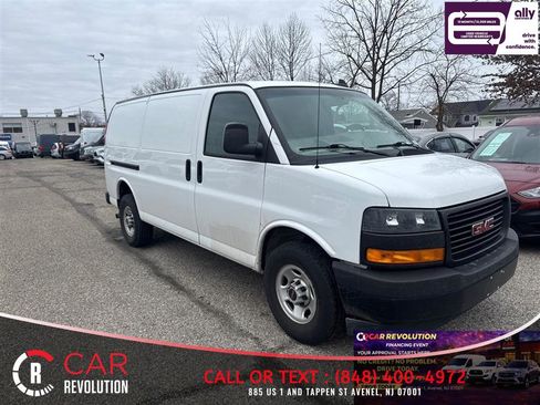 Used 2022 GMC Savana 2500 image 1