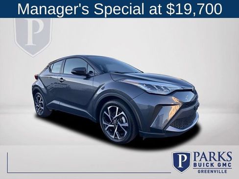 Used 2022 Toyota C-HR XLE image 1