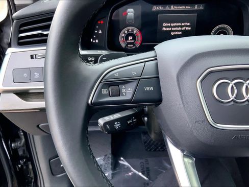 Used 2022 Audi Q7 Premium Plus image 22