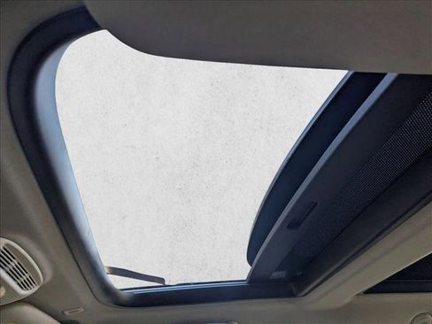 Used 2024 MINI Cooper S image 16