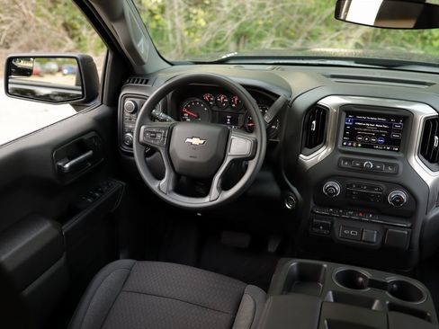 New 2025 Chevrolet Silverado 1500 Custom image 20