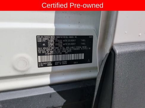 Certified 2025 Toyota RAV4 XLE FWD image 30