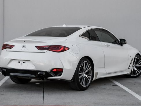 Used 2017 INFINITI Q60 3.0t w/ Premium Plus Package 3.0T image 10