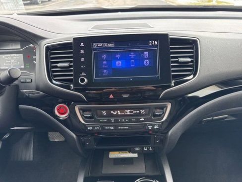 Used 2021 Honda Ridgeline Black Edition image 12